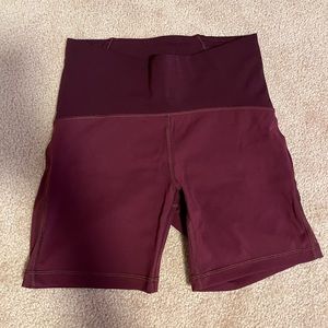 Lululemon short size 6